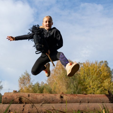 Zestaw Skippi - Hobby Horse czarny i dodatkowy kantar - czerwony